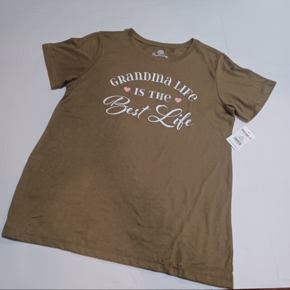 NEW Positivitees Grandma Life Olive colored tee sz M